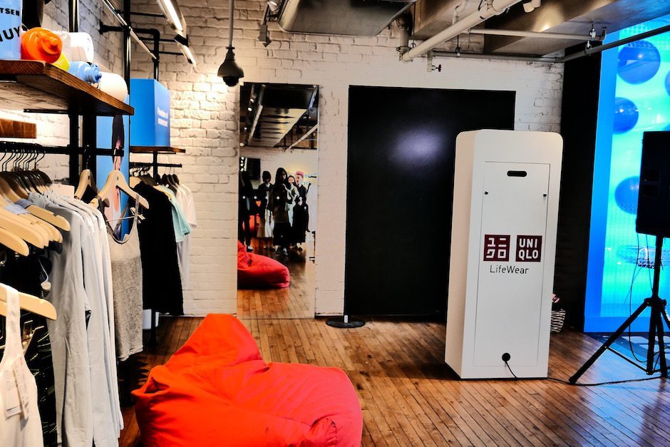 Uniqlo Brand Experience Photo Pod
